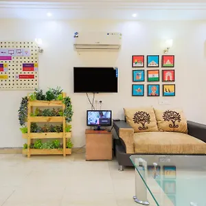 O Crystal Residency 3* Gurgaon